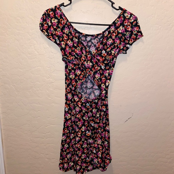 Floral dress - Picture 2 of 3